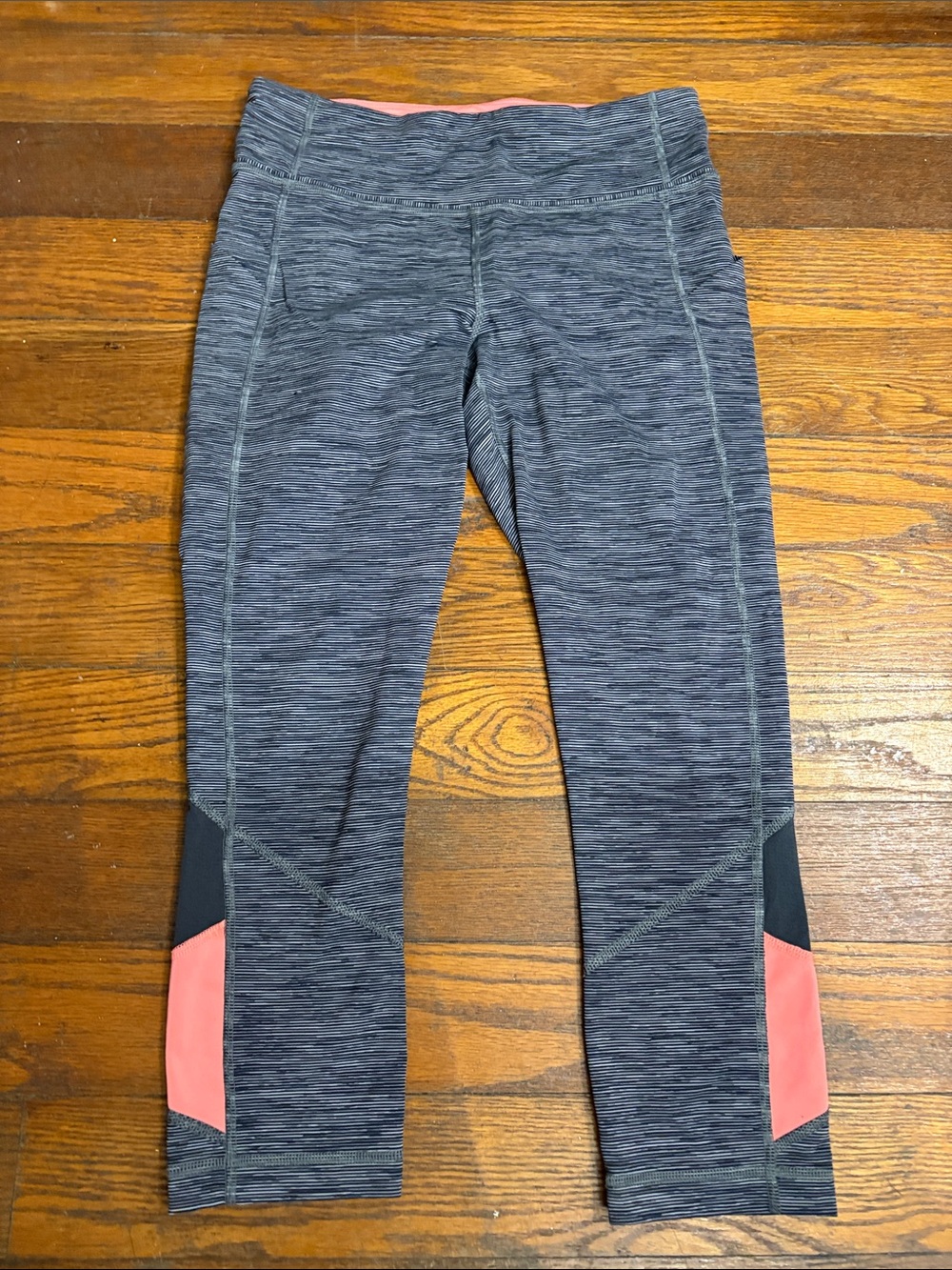 lululemon Pace Rival cropped leggings Heathered Gray with Coral Panels women’s 6